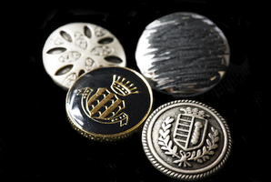 SHANKS BUTTONS